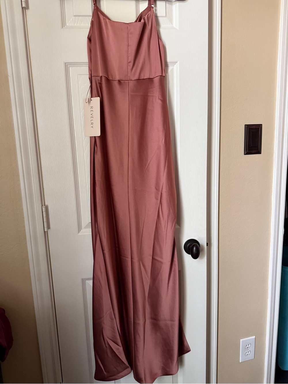 Revelry Skye Satin-Desert Rose NWT - Picture 4 of 5